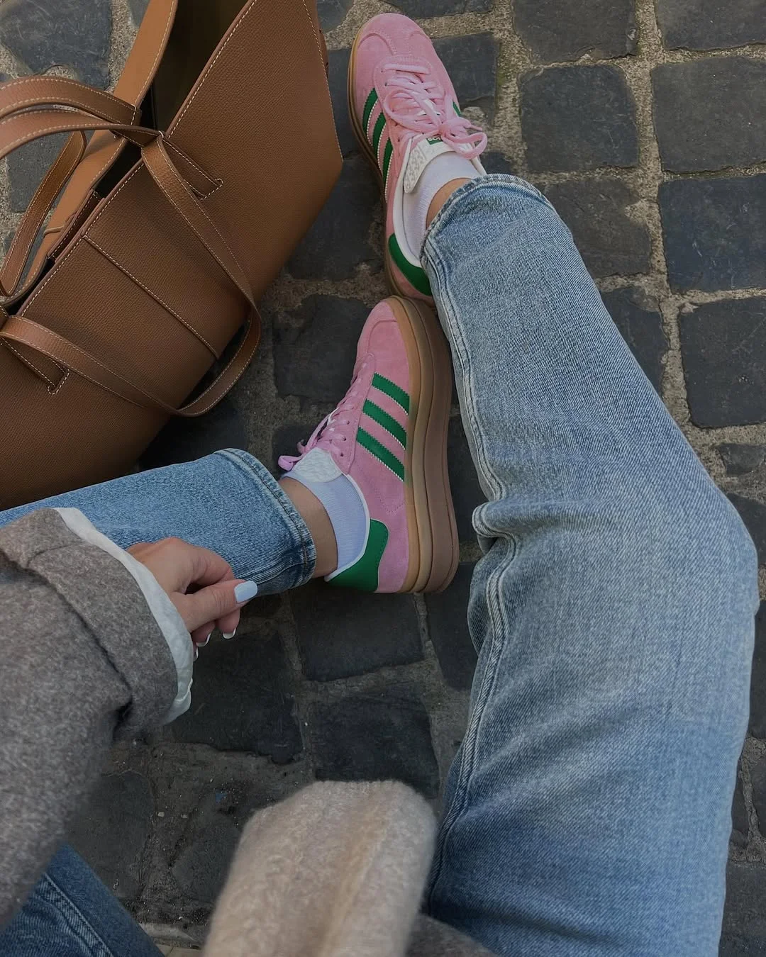 fall outfits with sneakers and jeans 2026 Playful Pink Sneakers Refreshing Classic Blue Denim