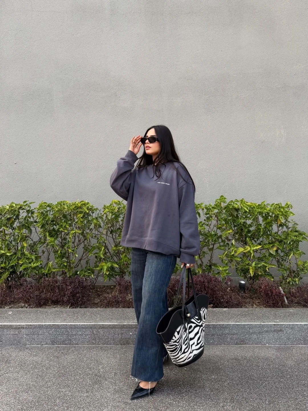 fall outfits with sweater 2026 Oversized Sweatshirt Styling for Casual Autumn Days