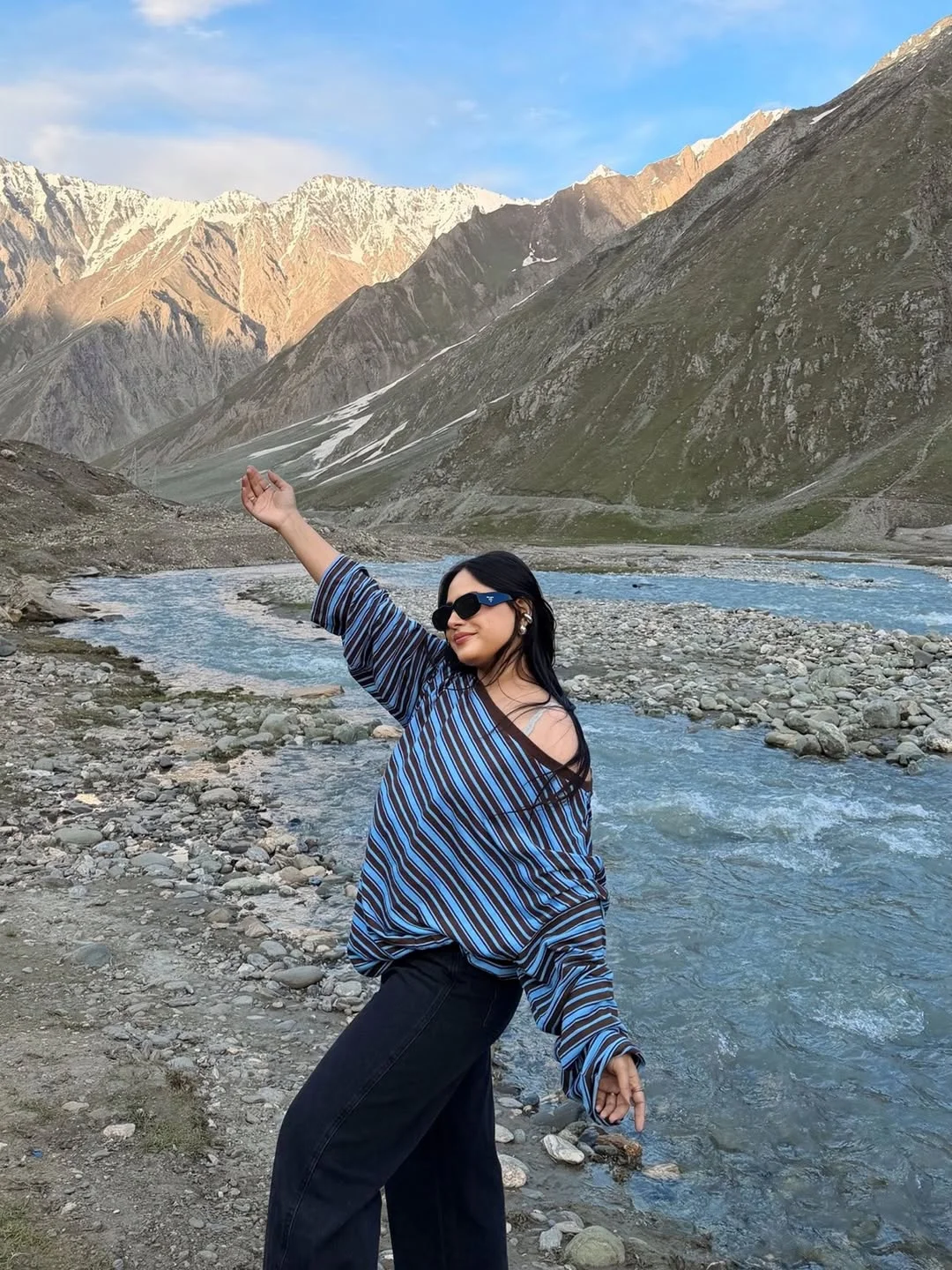 fall outfits with sweater 2026 Striped Oversized Knit for Scenic Autumn Adventures