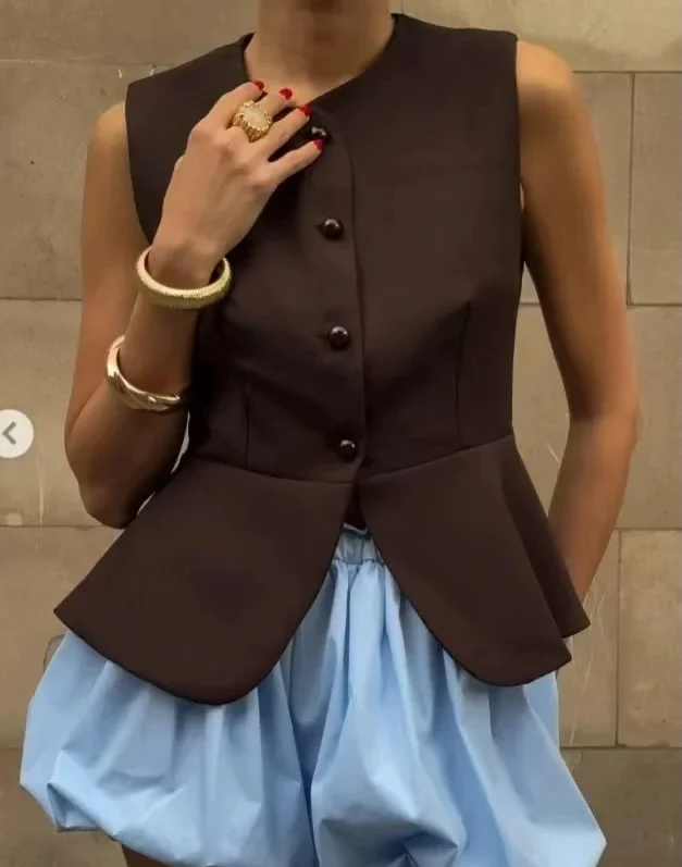 fall outfits with vests 2026 Chocolate Tailored Vests Add a Sophisticated Twist to Fall Layers