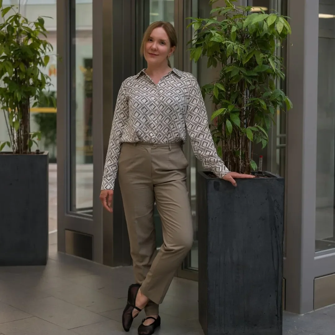 fall smart casual work outfit for women 2026 Printed Blouses Make Neutral Office Looks Feel Less Predictable