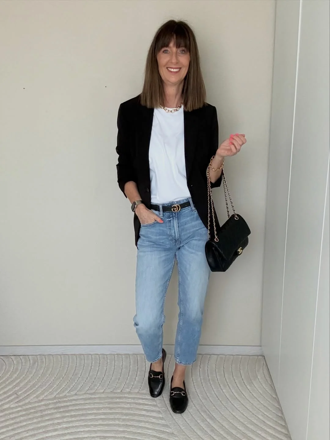 fall smart casual work outfit for women 2026 Black Blazers And Straight Jeans Still Solve Almost Every Outfit Crisis