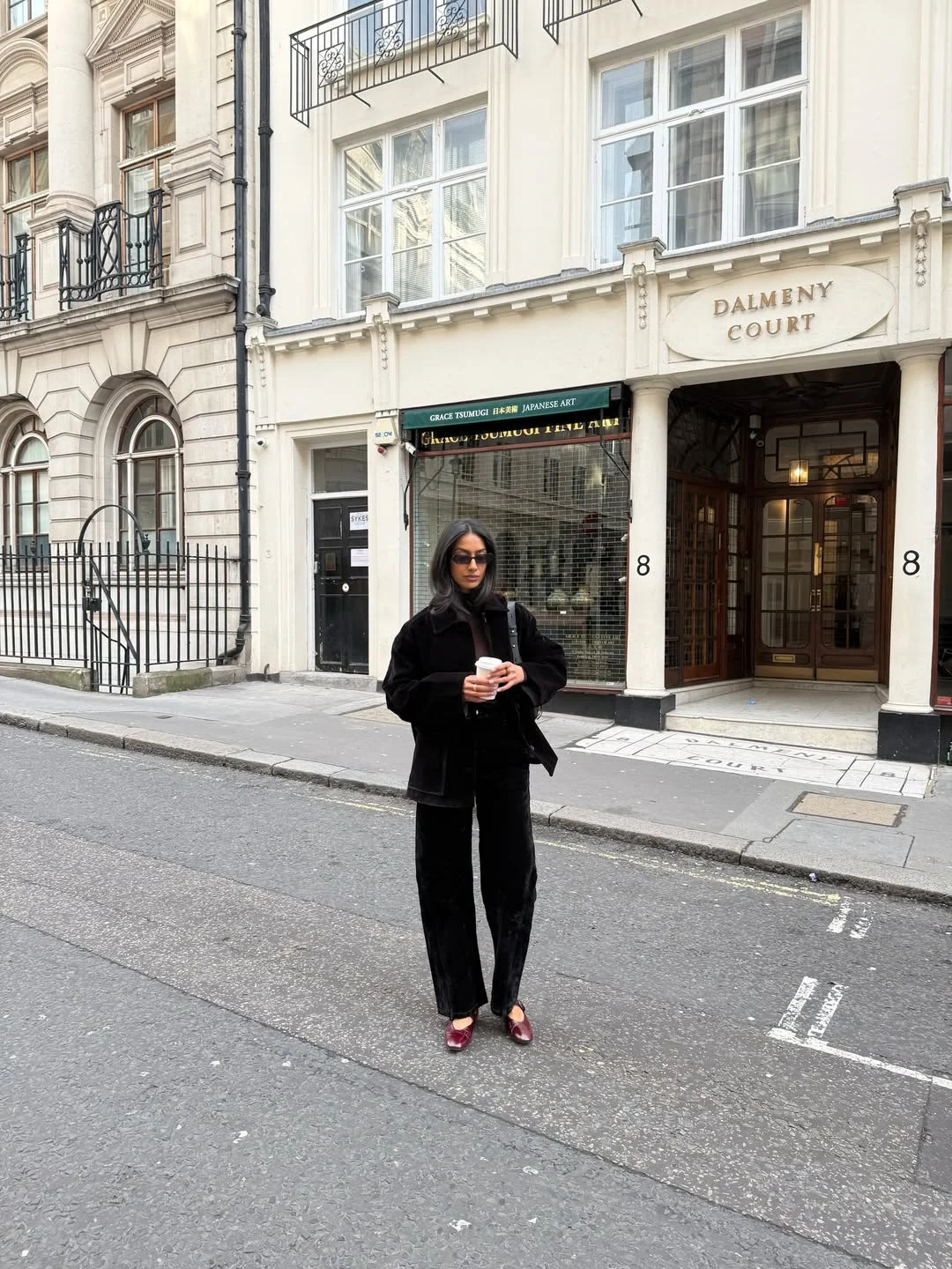 fall work outfits 2026 All Black Minimalism With Relaxed Tailoring