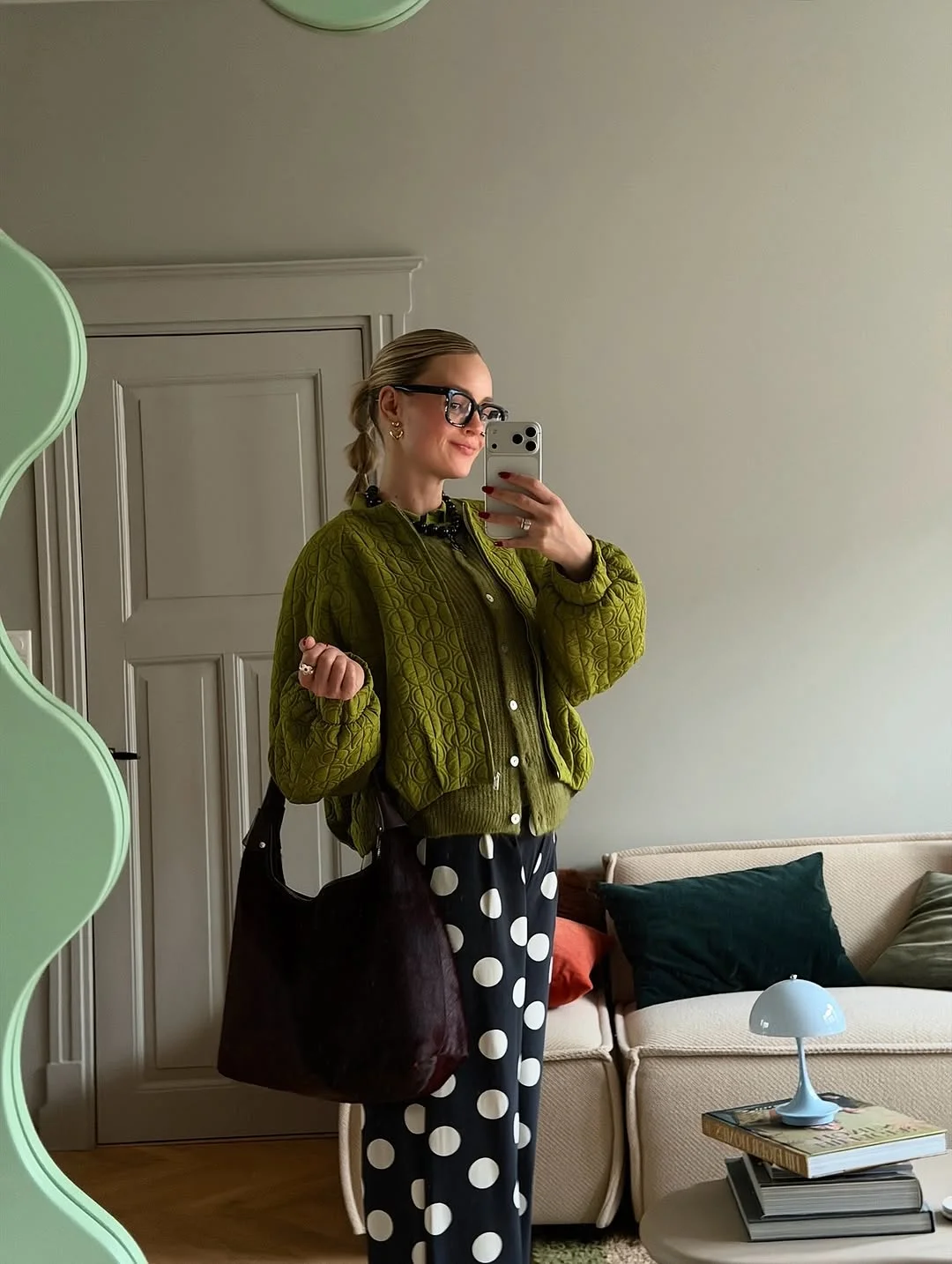simple fall outfits 2026 Olive Green Brings Fresh Energy to Minimal Fall Dressing