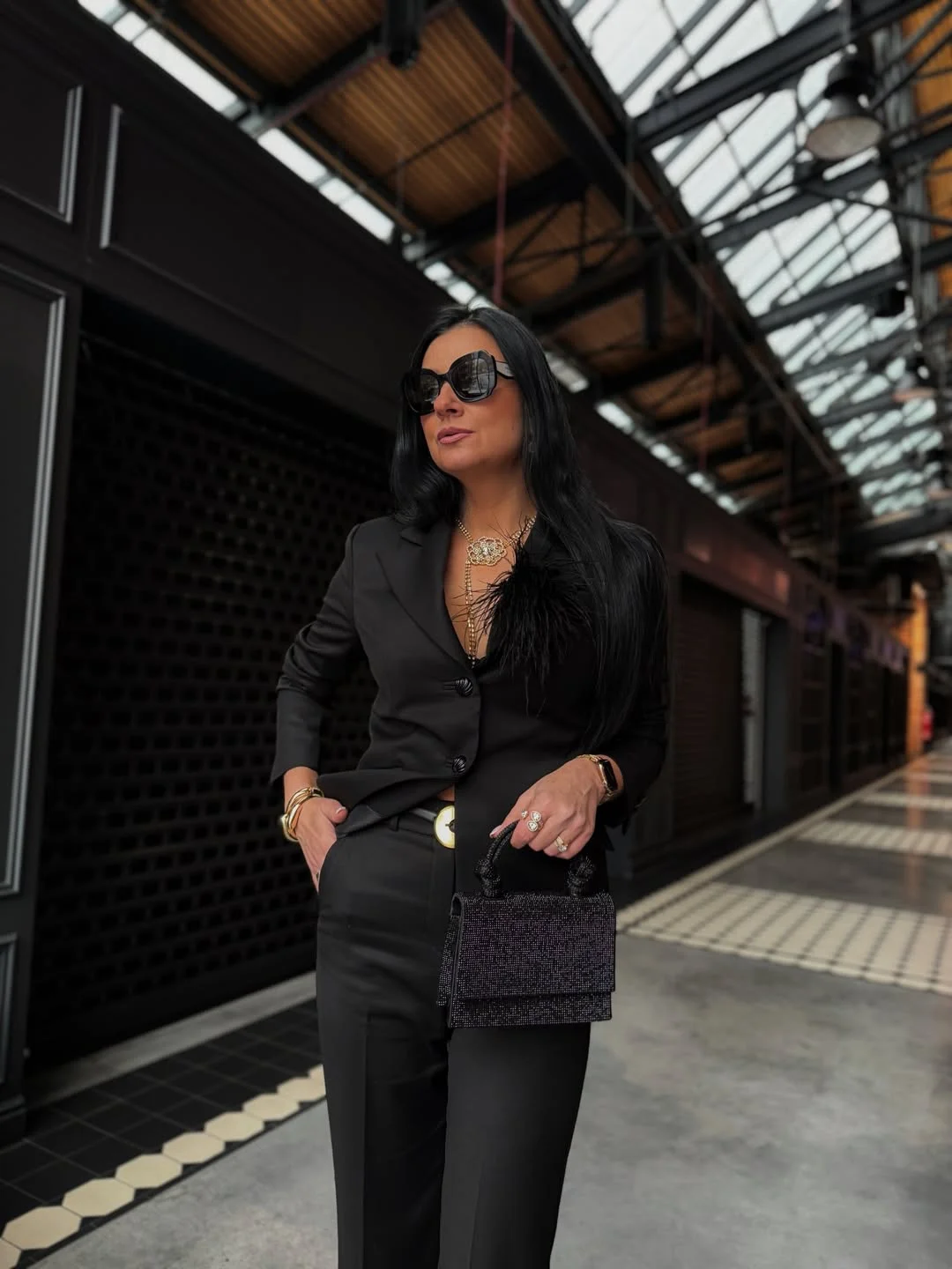 summer to fall outfits 2026 Dark Tailoring With Statement Jewelry Feels Dramatic In The Best Way