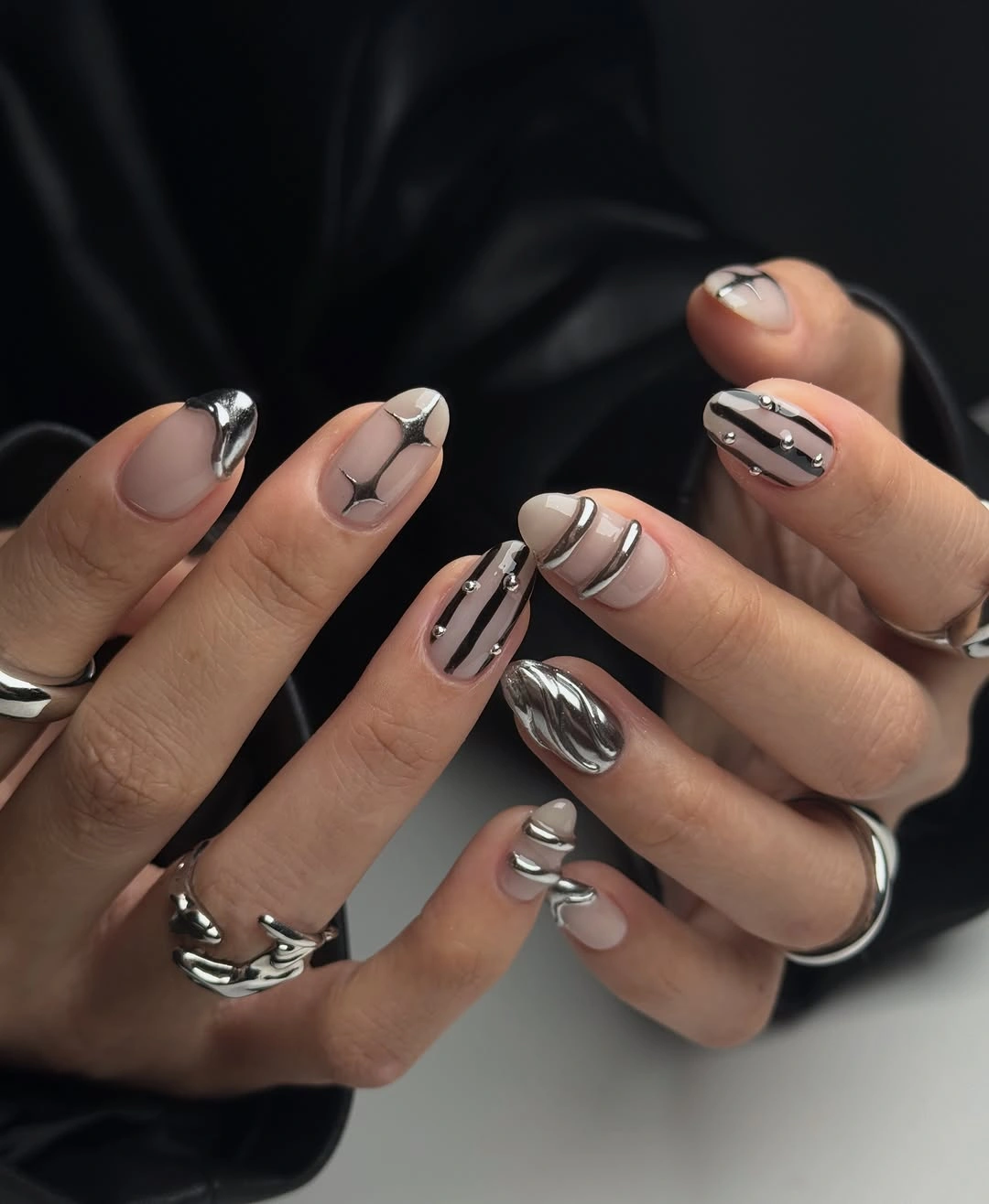 august nails color 2026 Silver Chrome Details That Bring Futuristic Style to Neutral Nails