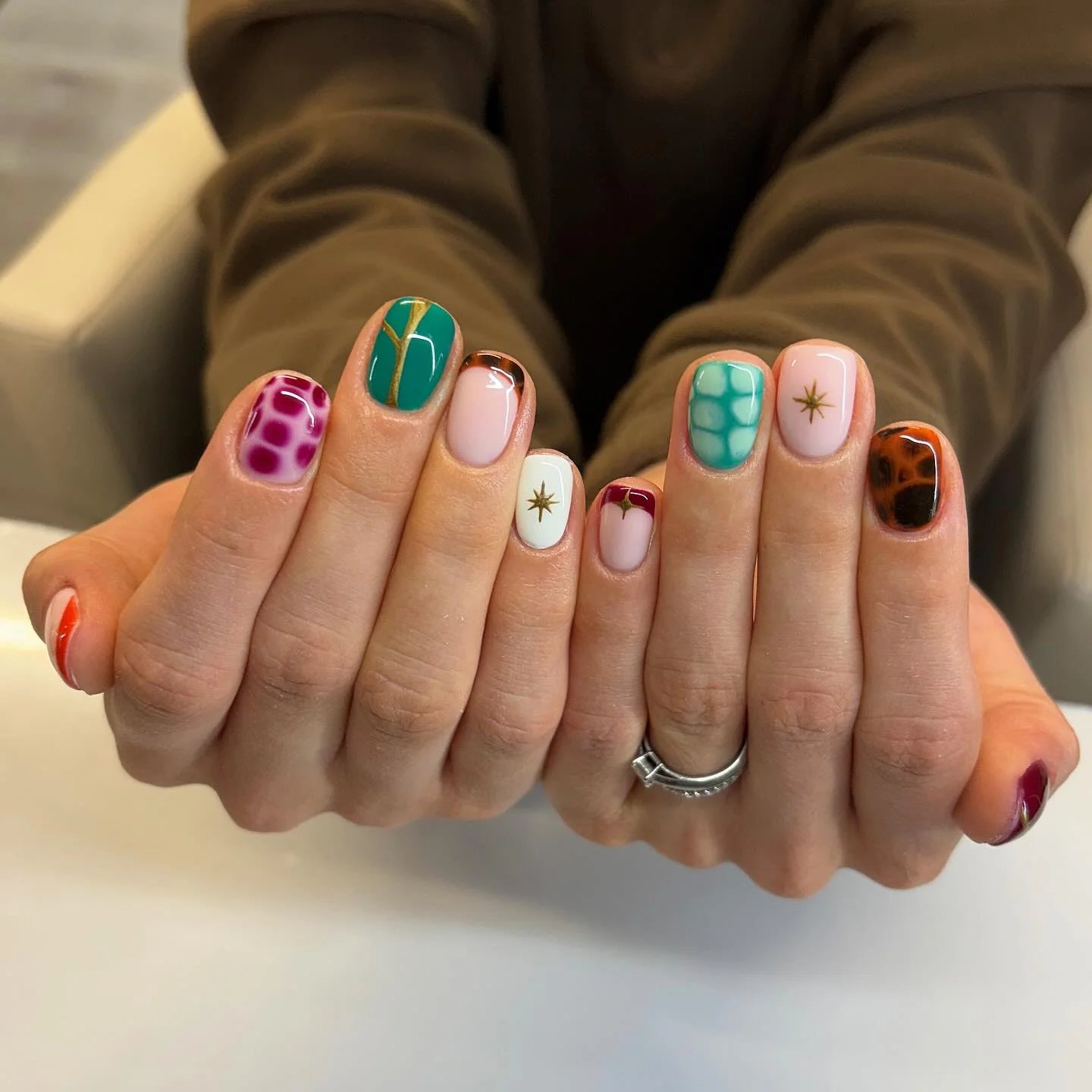 august nails ideas 2026 A Playful Mix of Colors for the Last Weeks of Summer