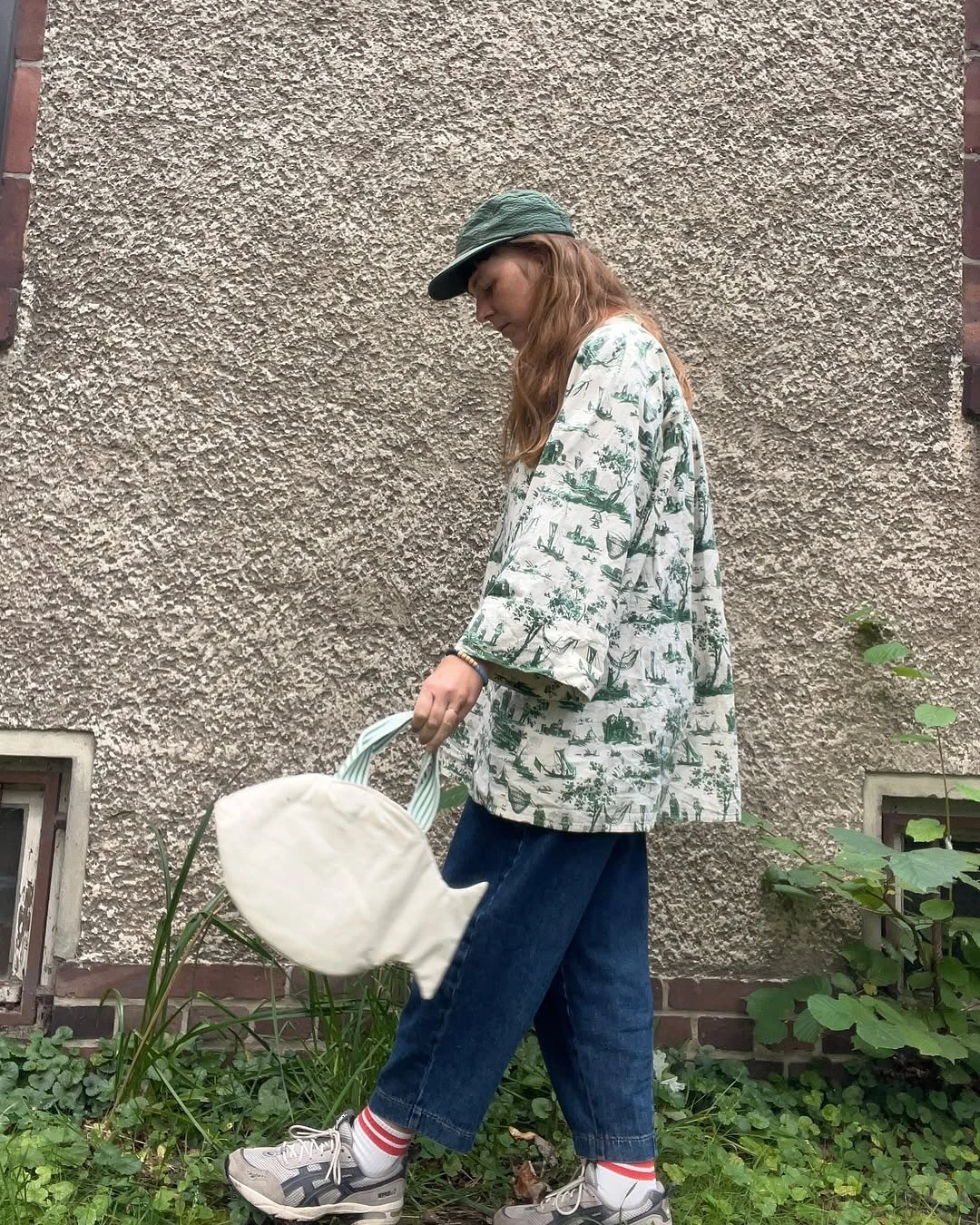 august outfits 2026 Relaxed Utility Style for Cooler August Weekends