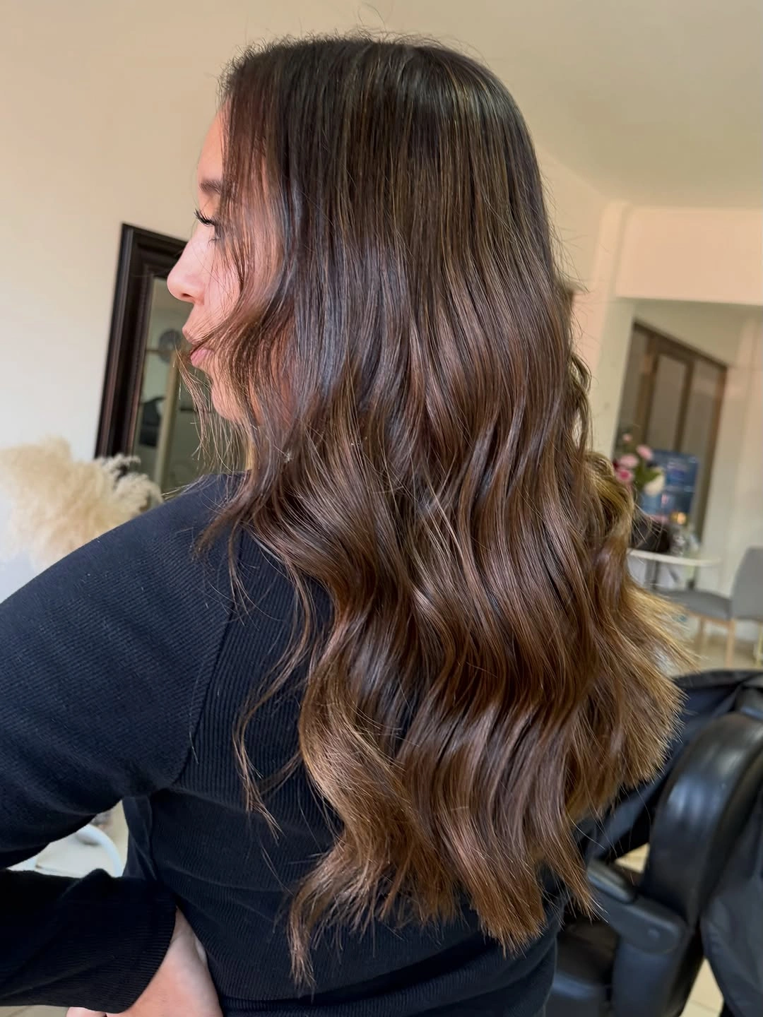babylights hair ideas Glossy Chestnut Waves with Natural Brunette Babylights