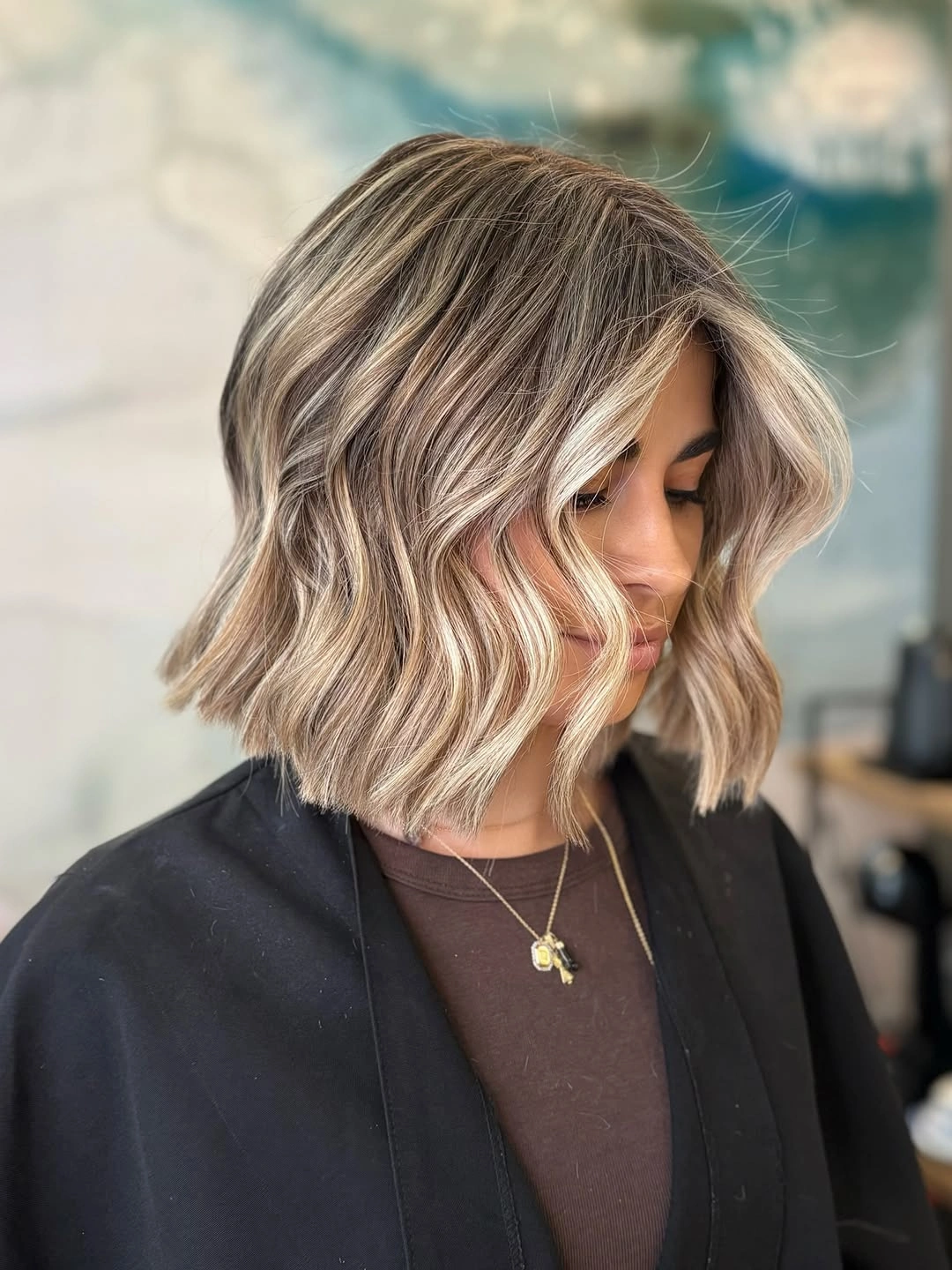 babylights hair ideas Textured Bob with Bright Face-Framing Babylights
