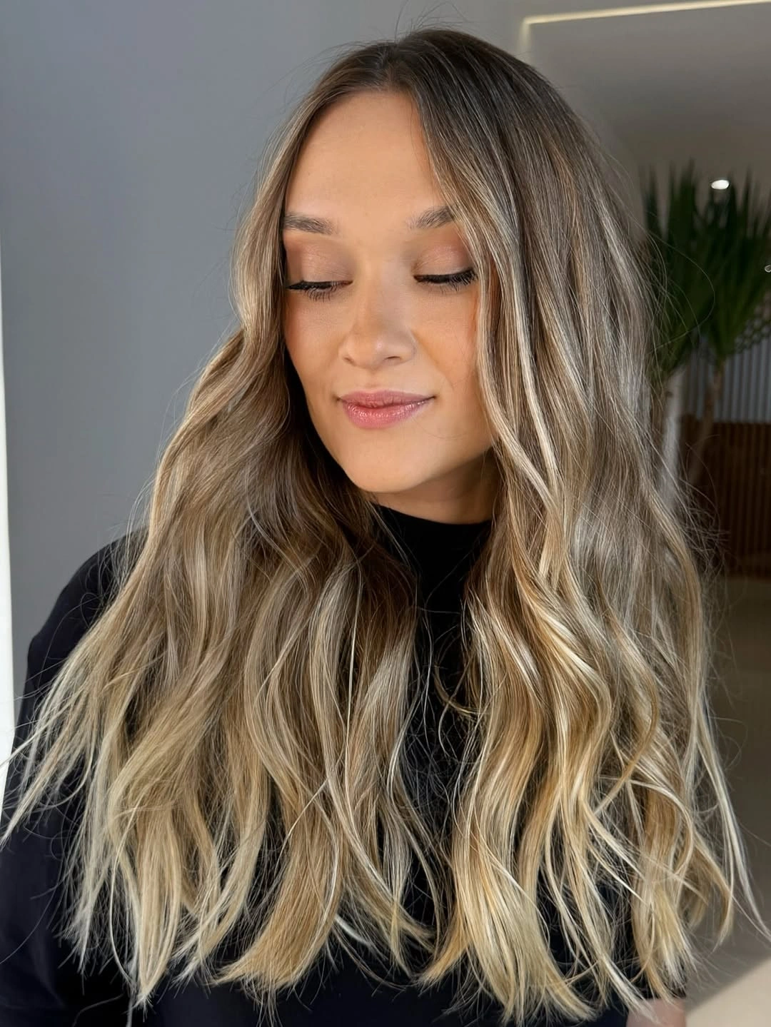 beige blond hair color Lived-In Beige Blonde with Soft Face-Framing Brightness