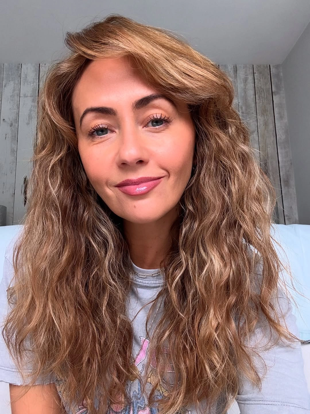 body waves hairstyle Air-Dried Texture With Soft Face-Framing Body Waves