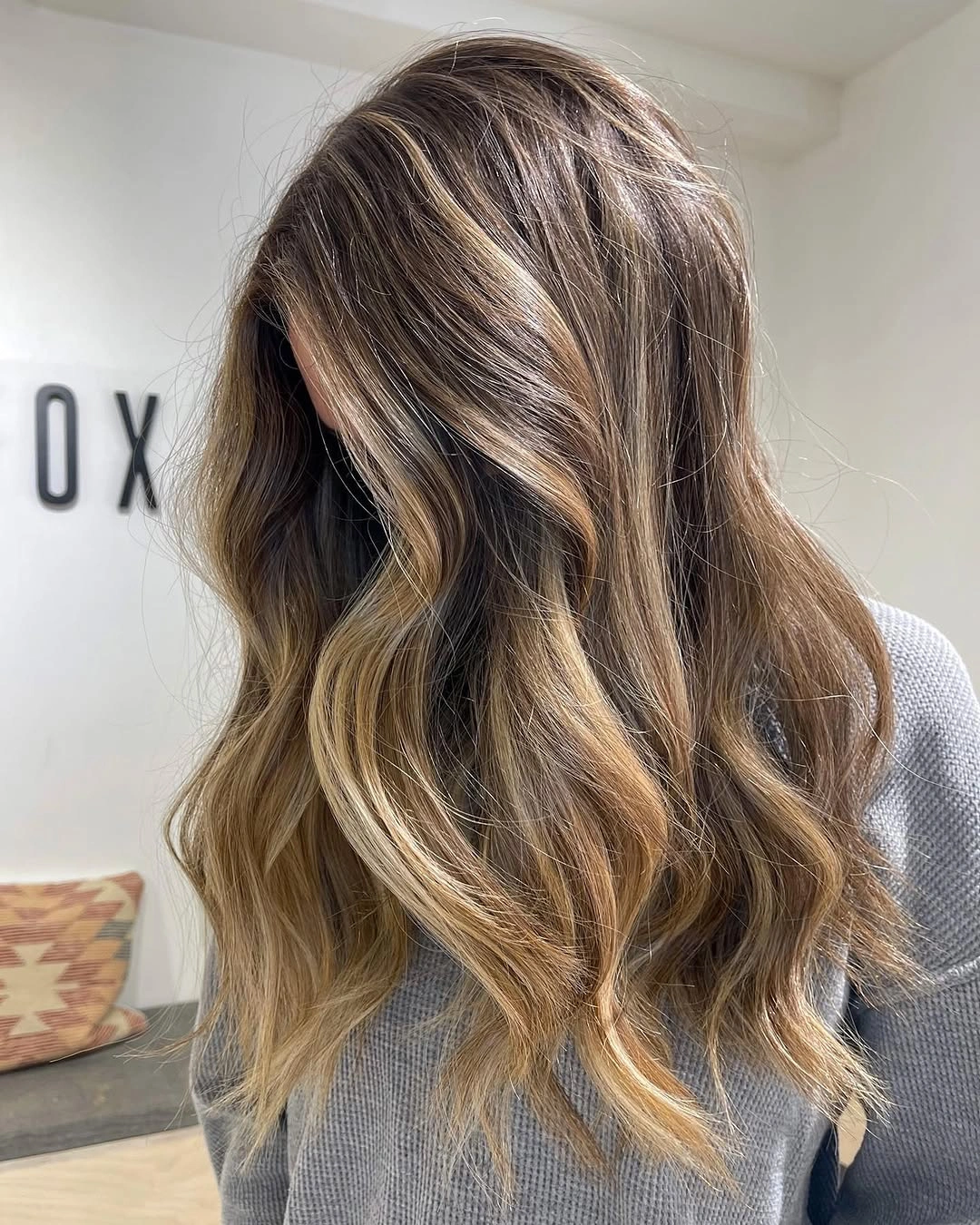 dirty blonde hair color Soft Caramel Ribbons That Make Dirty Blonde Feel Effortless