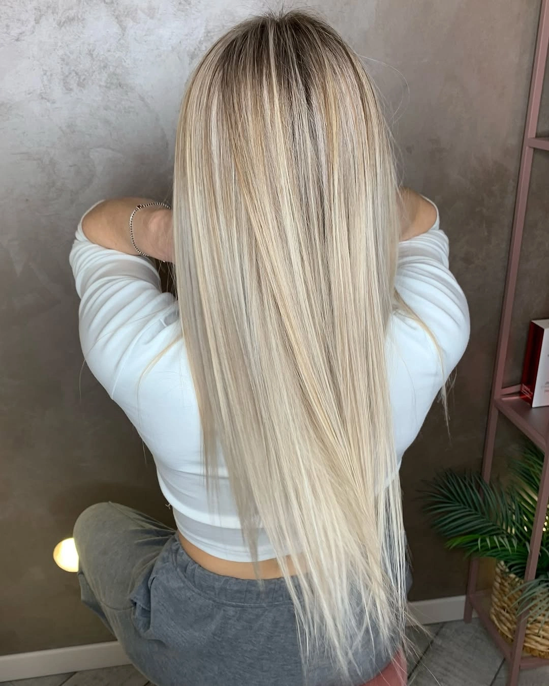 Fall blonde hair colour 2026 Silky Vanilla Blonde with Seamless Root Melt