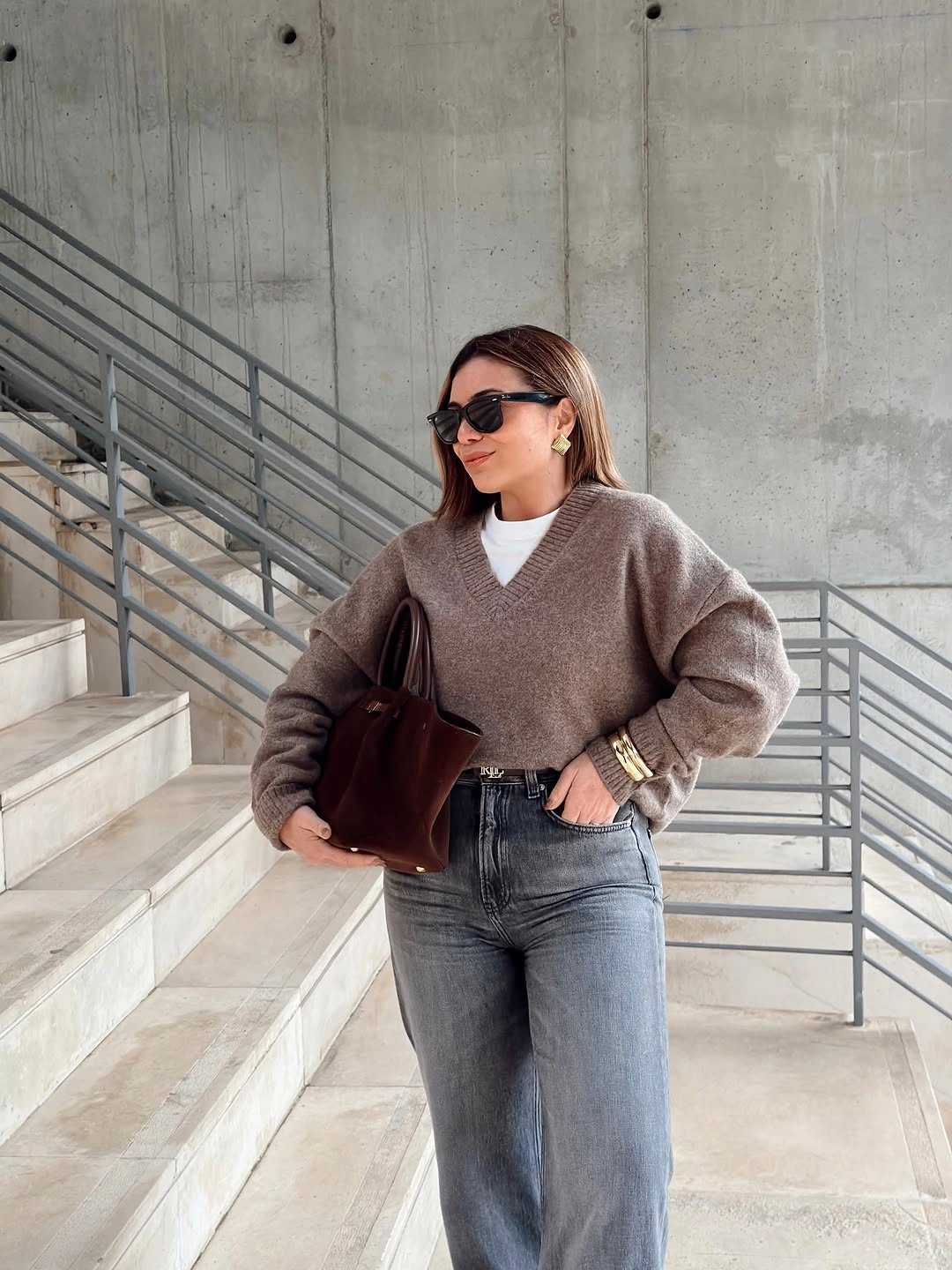 fall classy outfits women 2026 Relaxed Knitwear That Always Looks Expensive