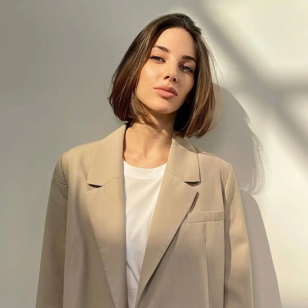 fall French Bob 2026 Elegant Chocolate Bob With Timeless Simplicity