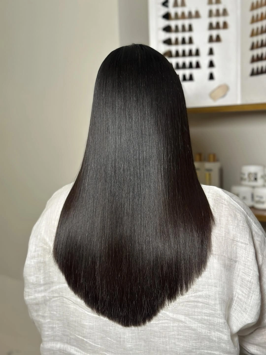 fall haircuts for women 2026 Classic Glass Hair With Invisible Long Layers