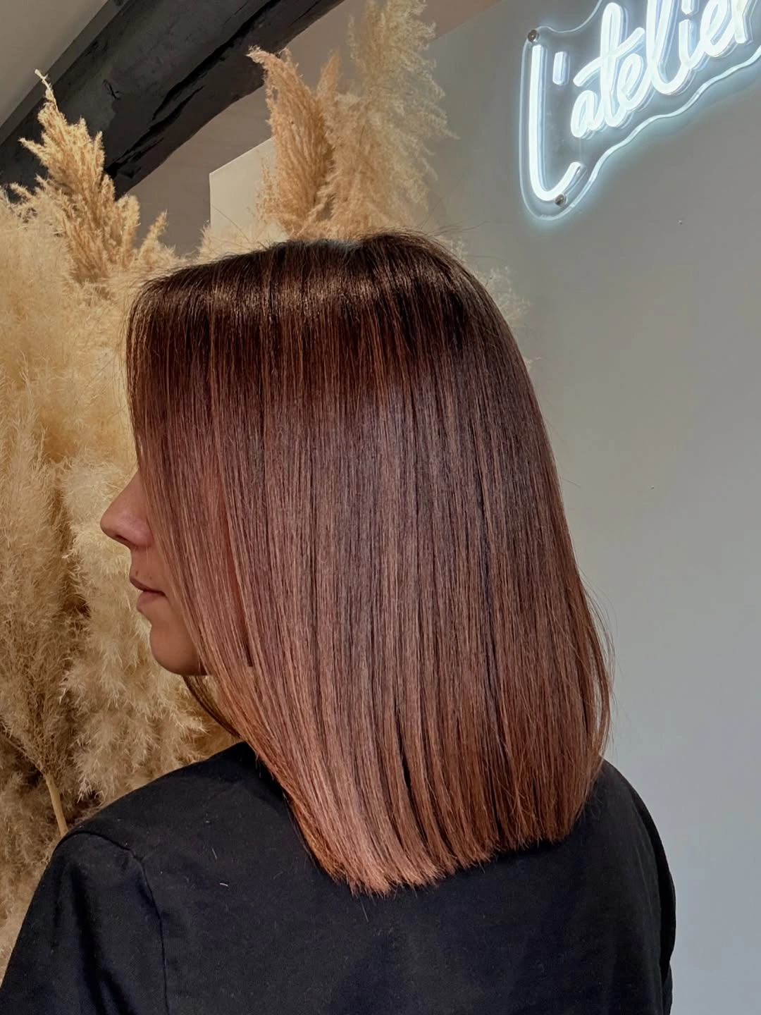 fall hairstyles 2026 Precision Blunt Bob with Elegant Shine