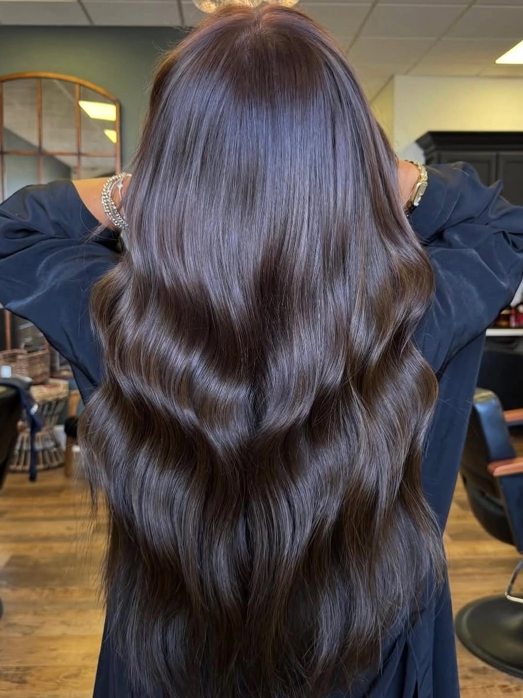 fall hairstyles for long hair 2026 Glossy Espresso Waves with Mirror-Like Shine