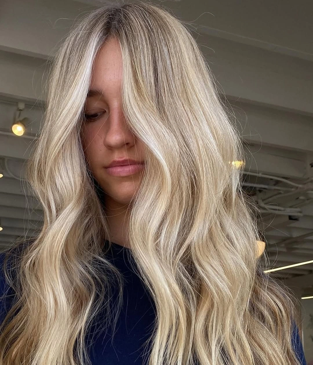 fall hairstyles for long hair 2026 Cool Vanilla Blonde with Airy Face-Framing Layers