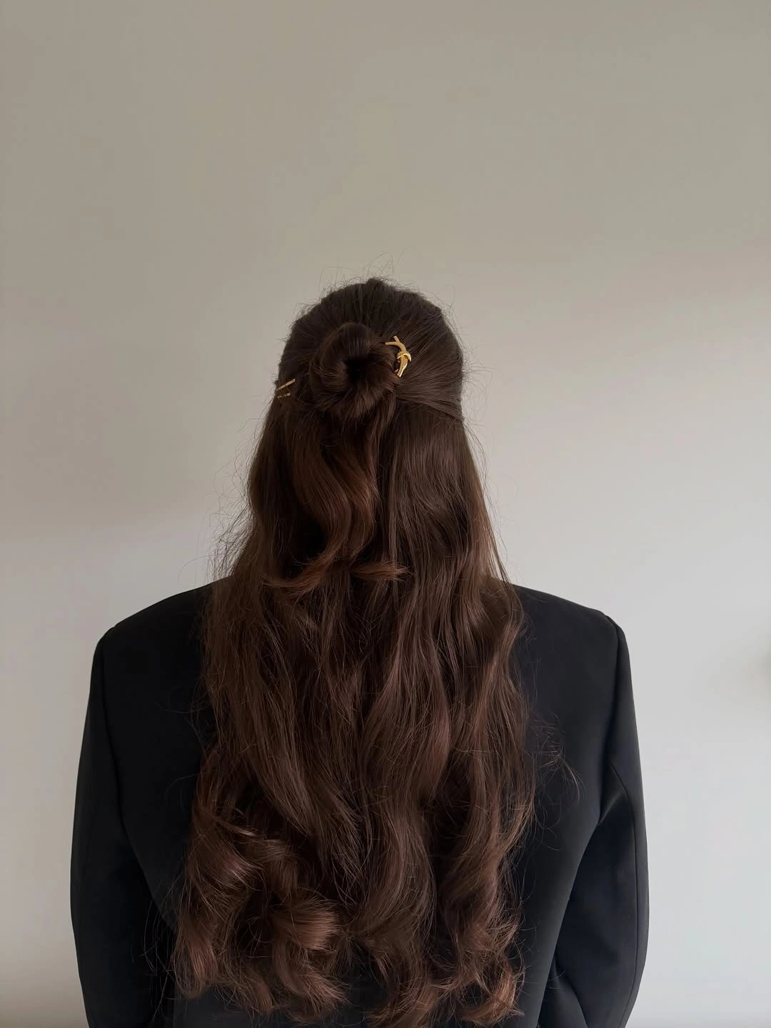 Fall hairstyles for office 2026 Half-Up Mini Bun with Soft Chocolate Waves