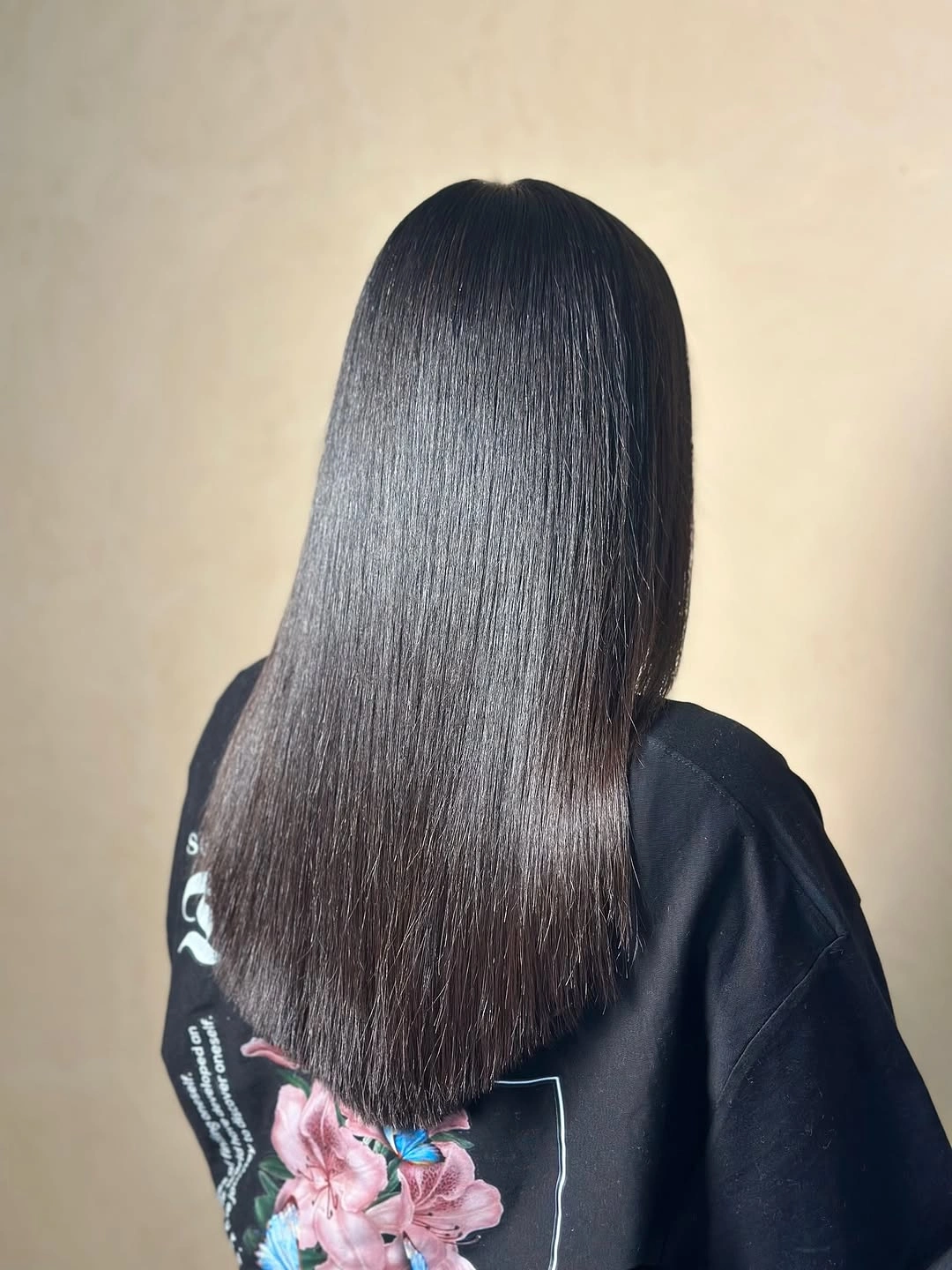fall medium haircuts 2026 Glossy Precision That Never Goes Out Of Style