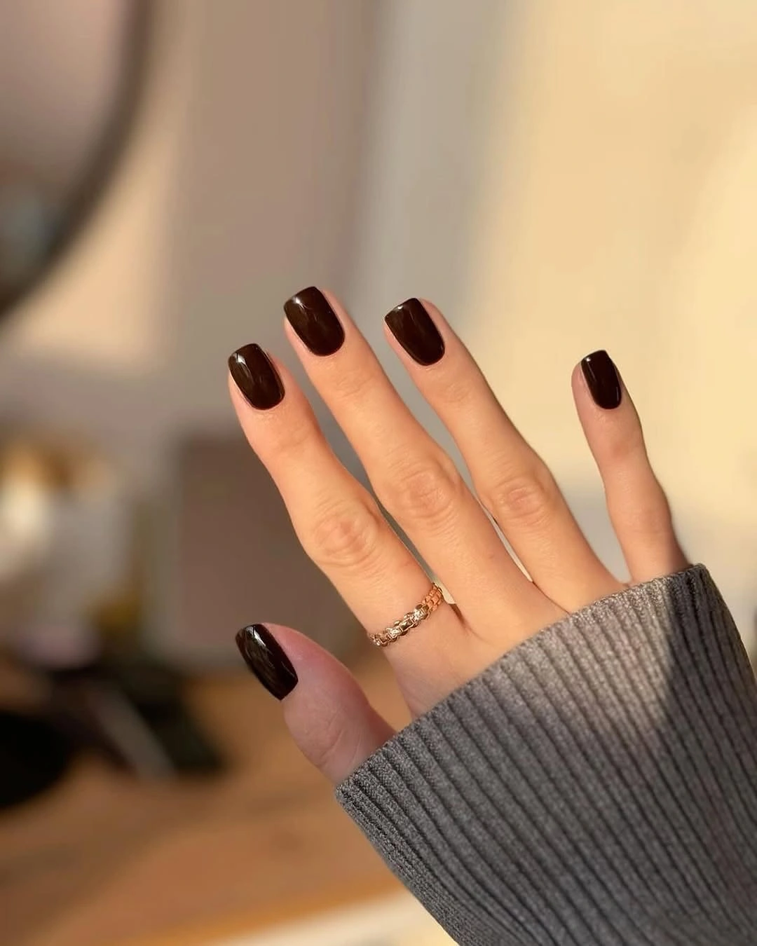 Dark espresso glossy compact square nails