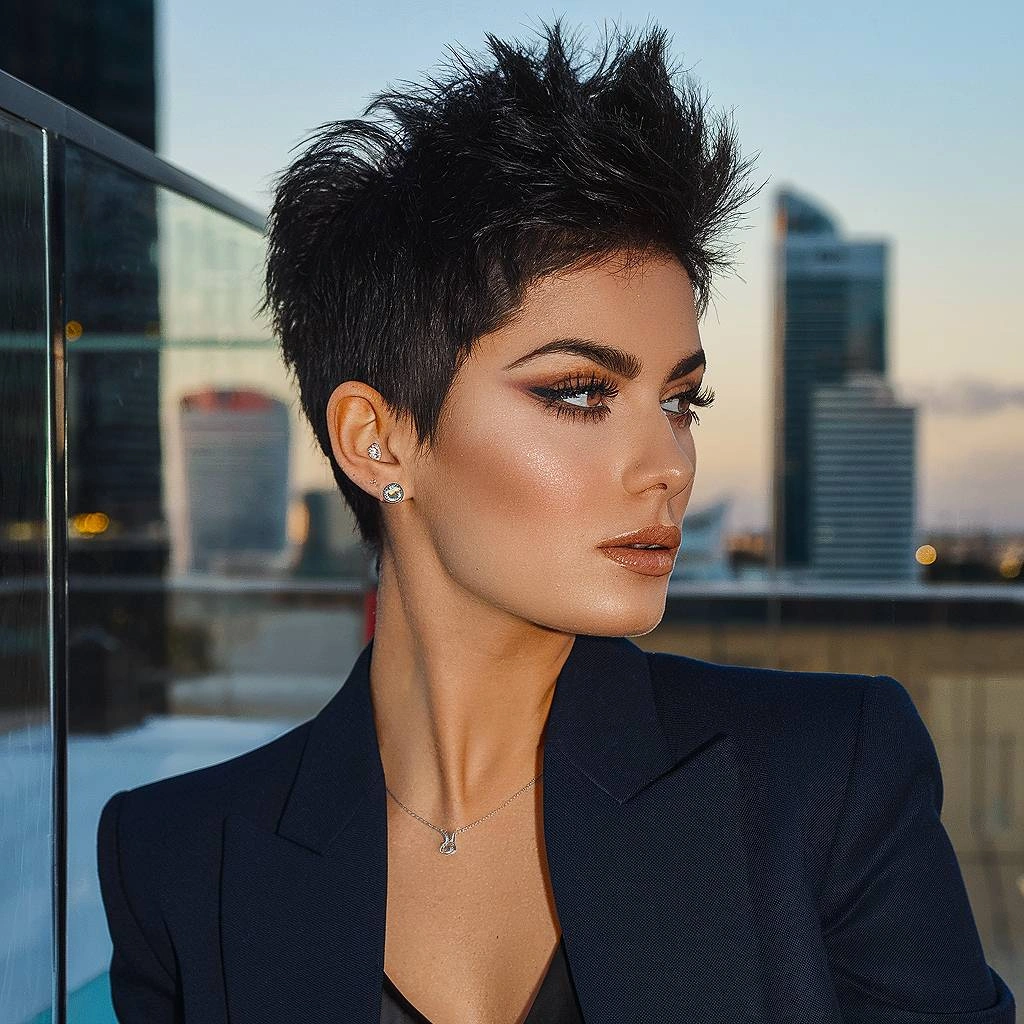 fall pixie haircut ideas 2026 Spiky Modern Pixie With Dramatic Texture