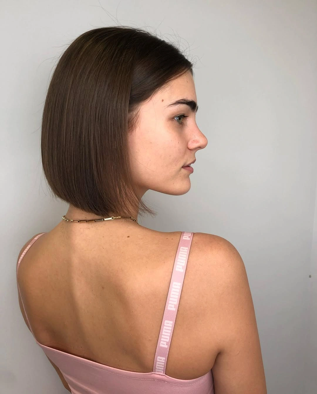 fall short haircuts 2026 Classic Precision Bob With Clean Lines