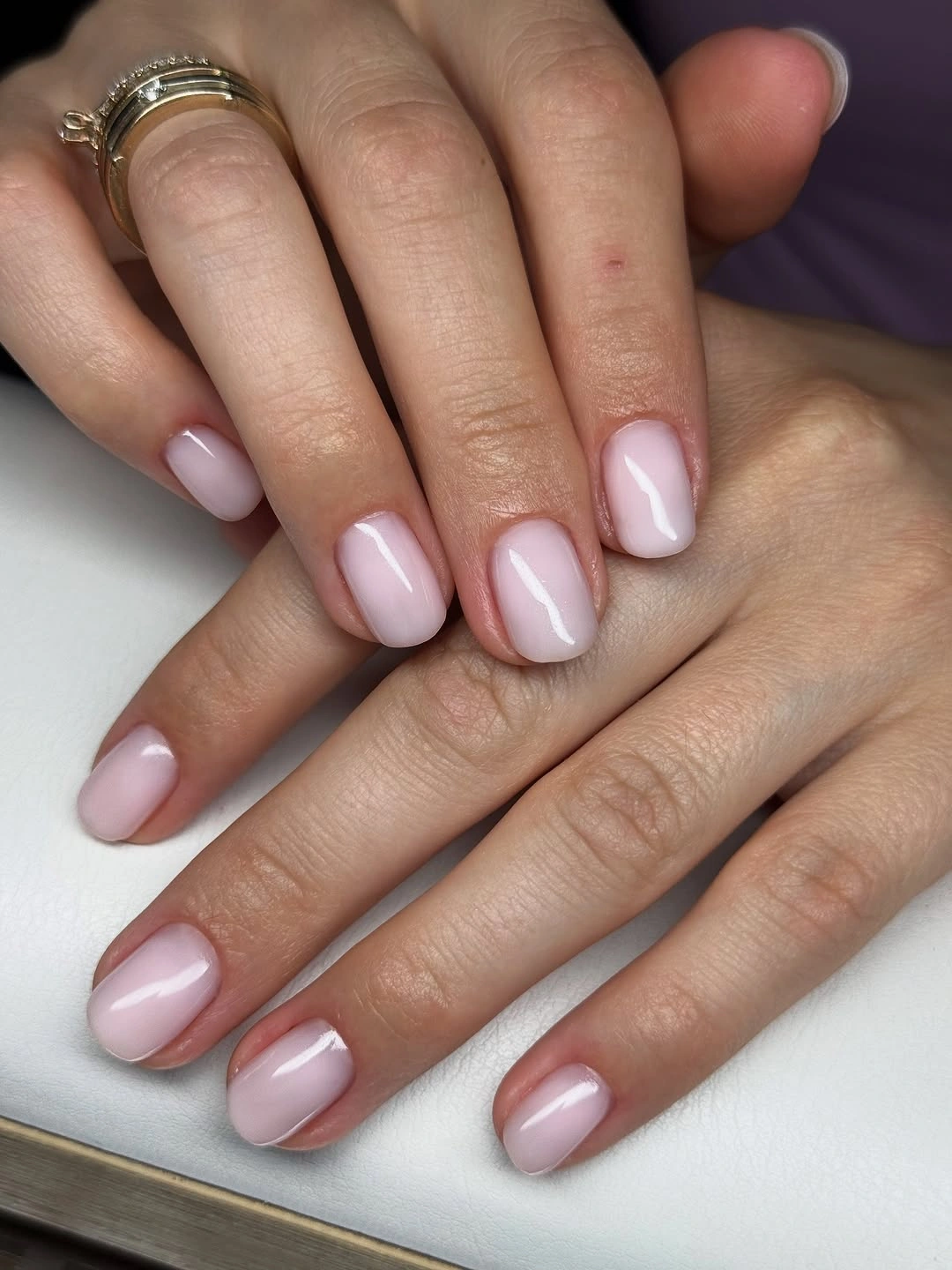 sheer rose short nails with natural glossy finish