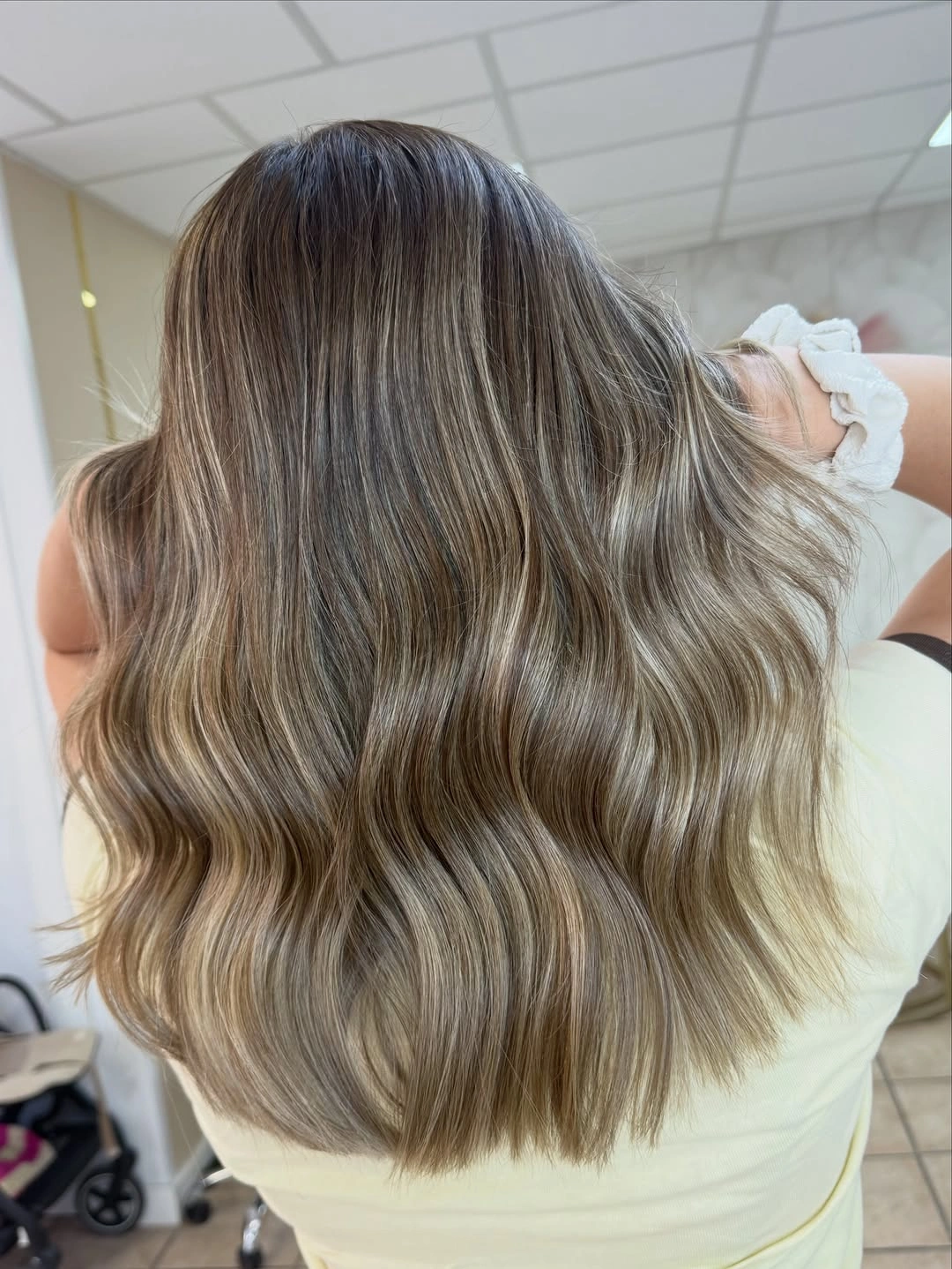 full head babylights blonde on brown hair Glossy Beige Blonde Babylights on Long Brown Hair