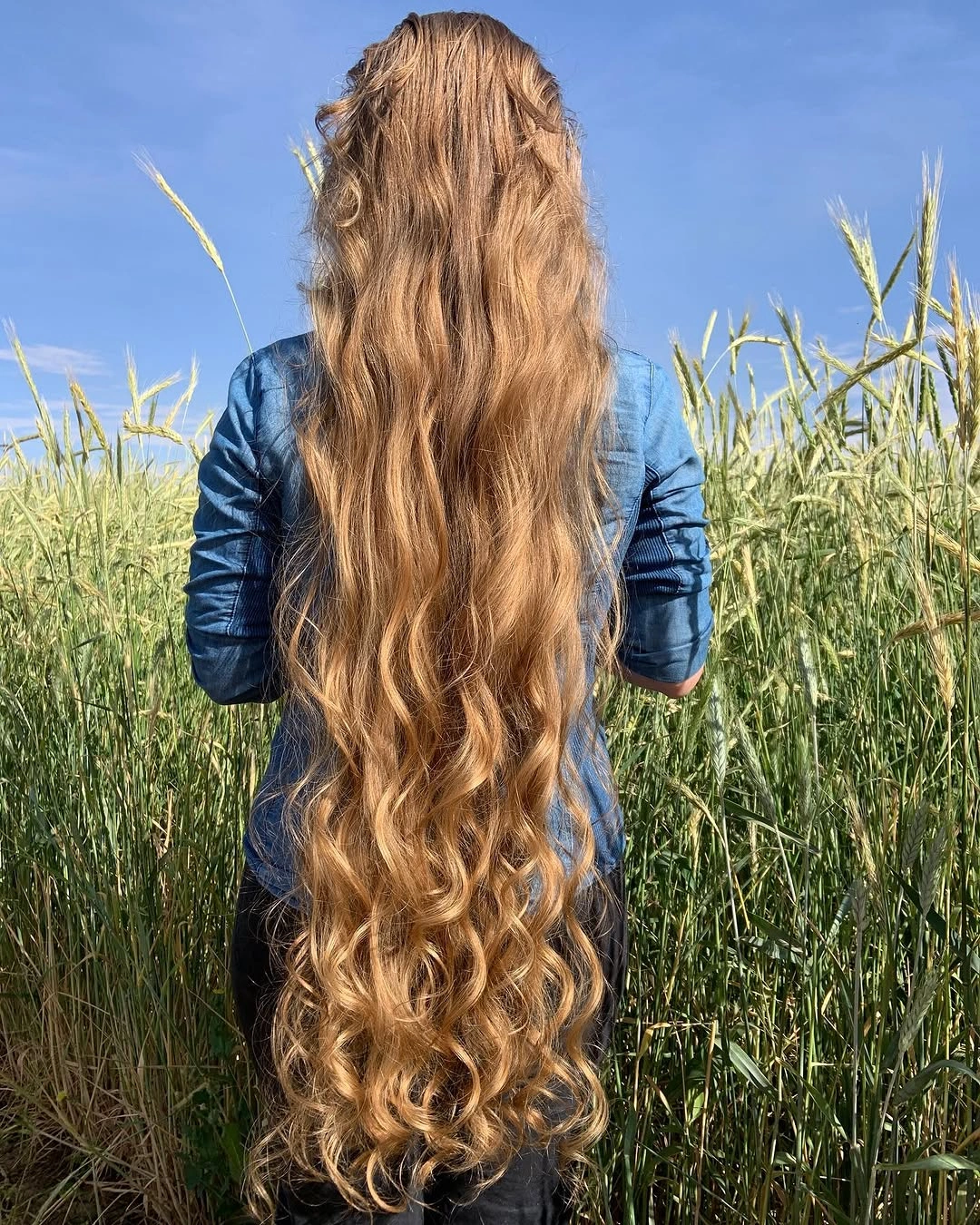 heatless curls hairstyle Extra-Long Mermaid Waves with Natural Movement