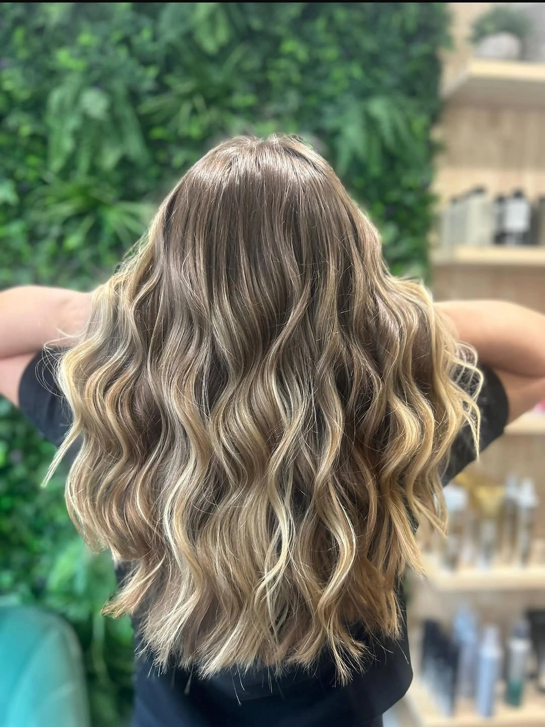 heatless curls hairstyle Dimensional Beige Waves with an Airy Natural Finish