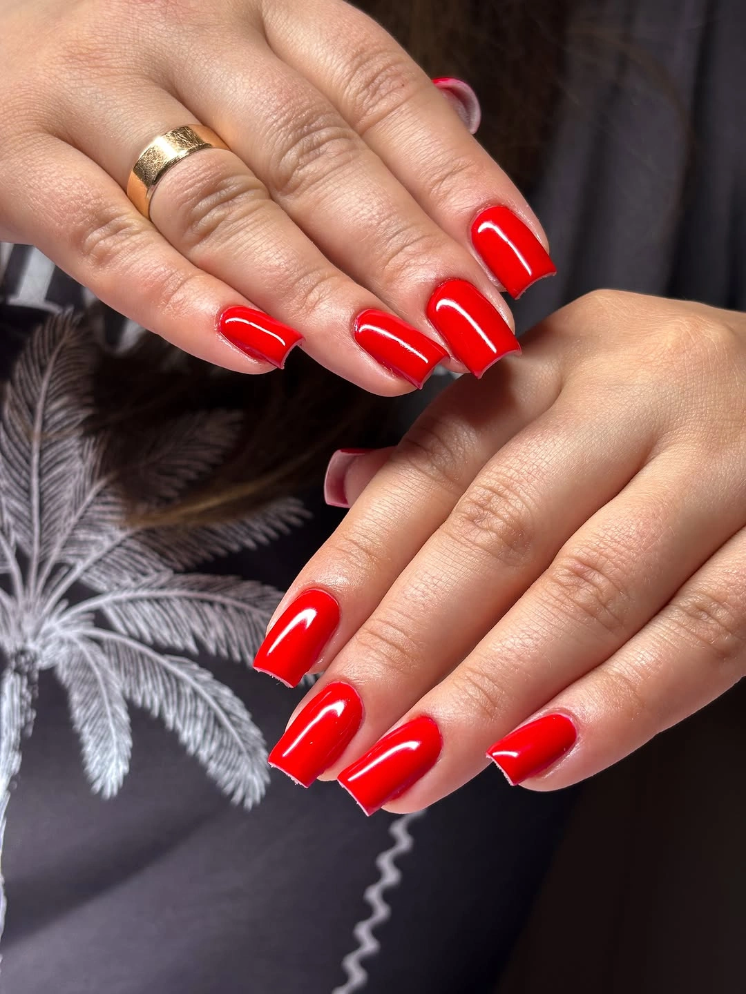 September nail designs 2026 Red Square Nails With White Negative-Space Curves