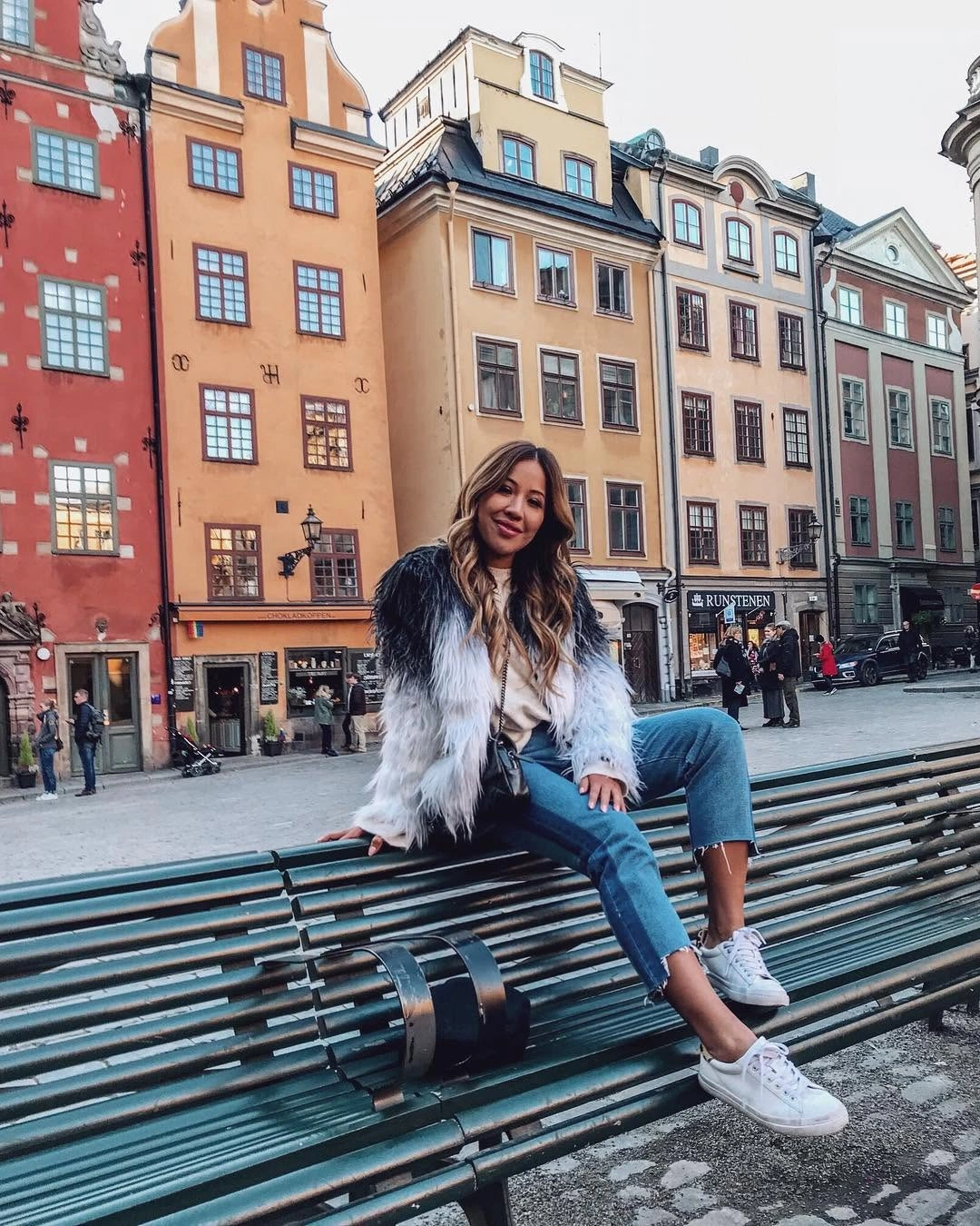 shaggy jacket Travel Style That Blends Comfort with Effortless Cool