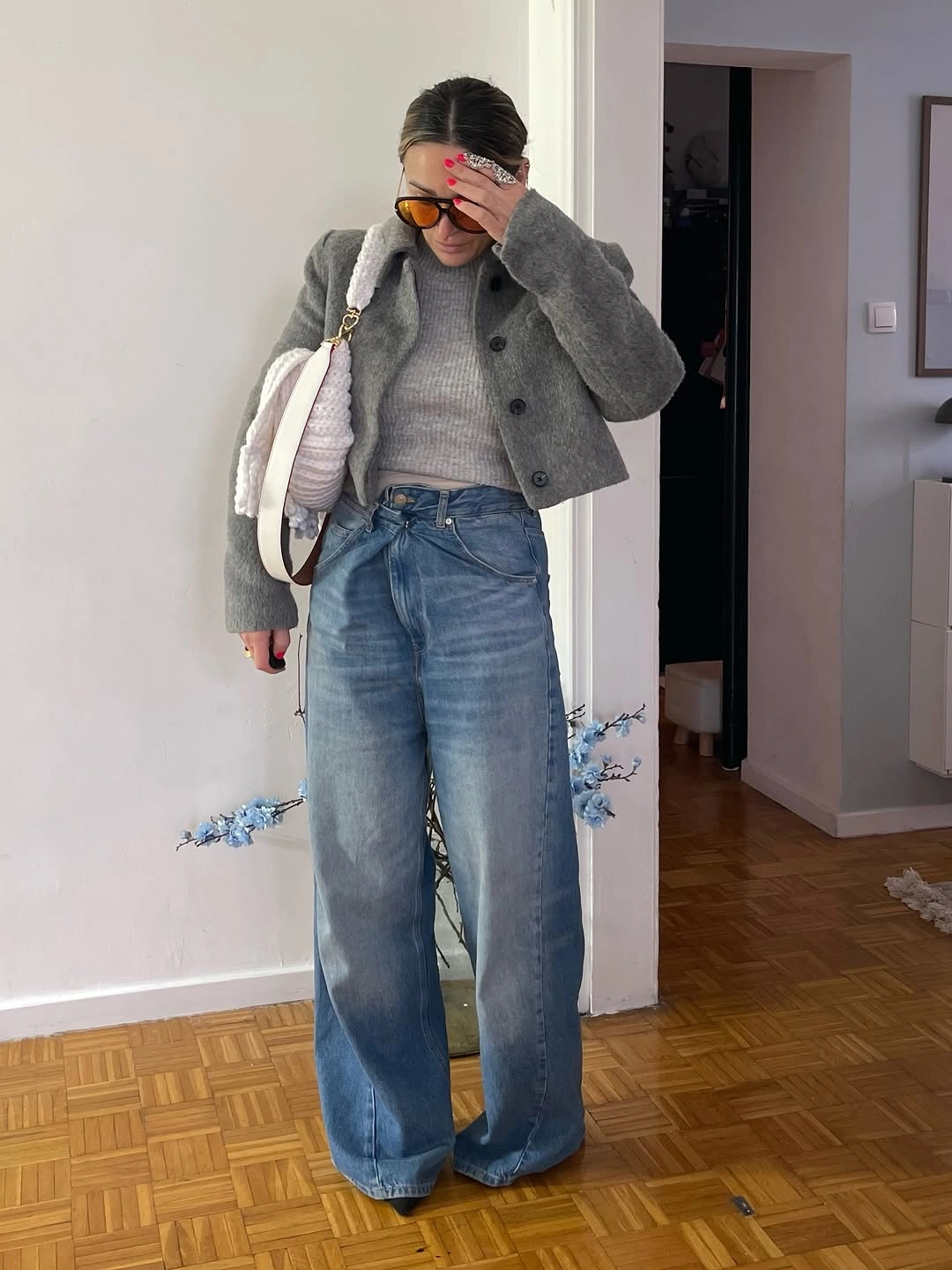 wide leg jeans outfit fall 2026 Soft Grey Layers for Relaxed Weekend Style