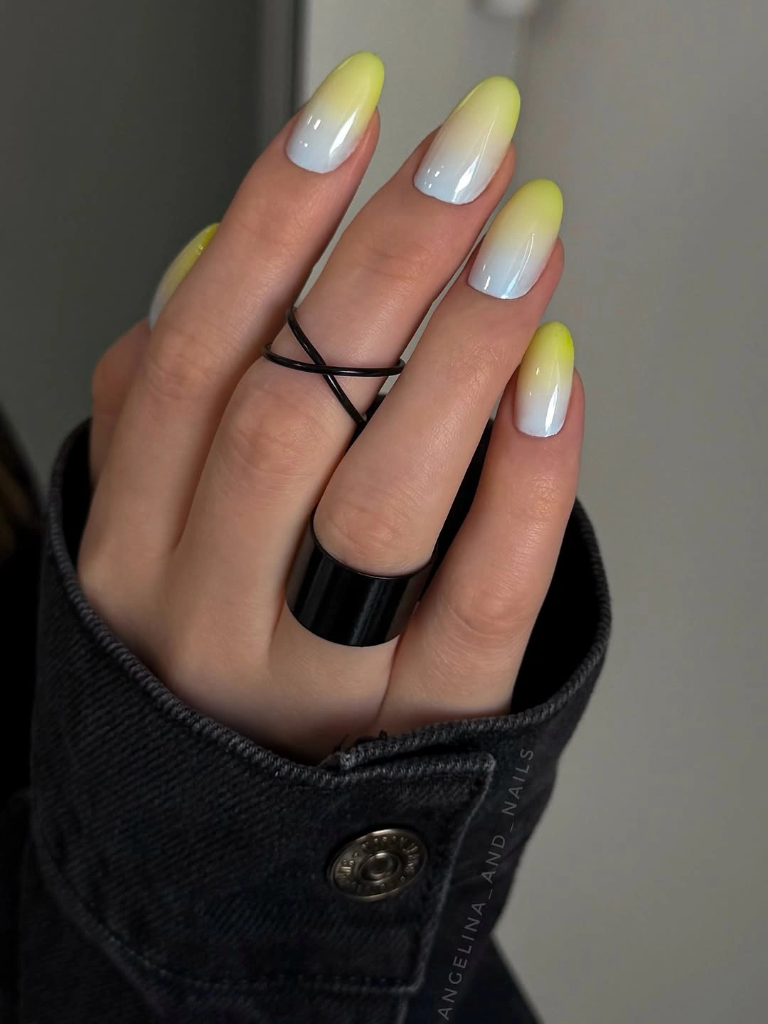Milky almond nails with one small gold accent