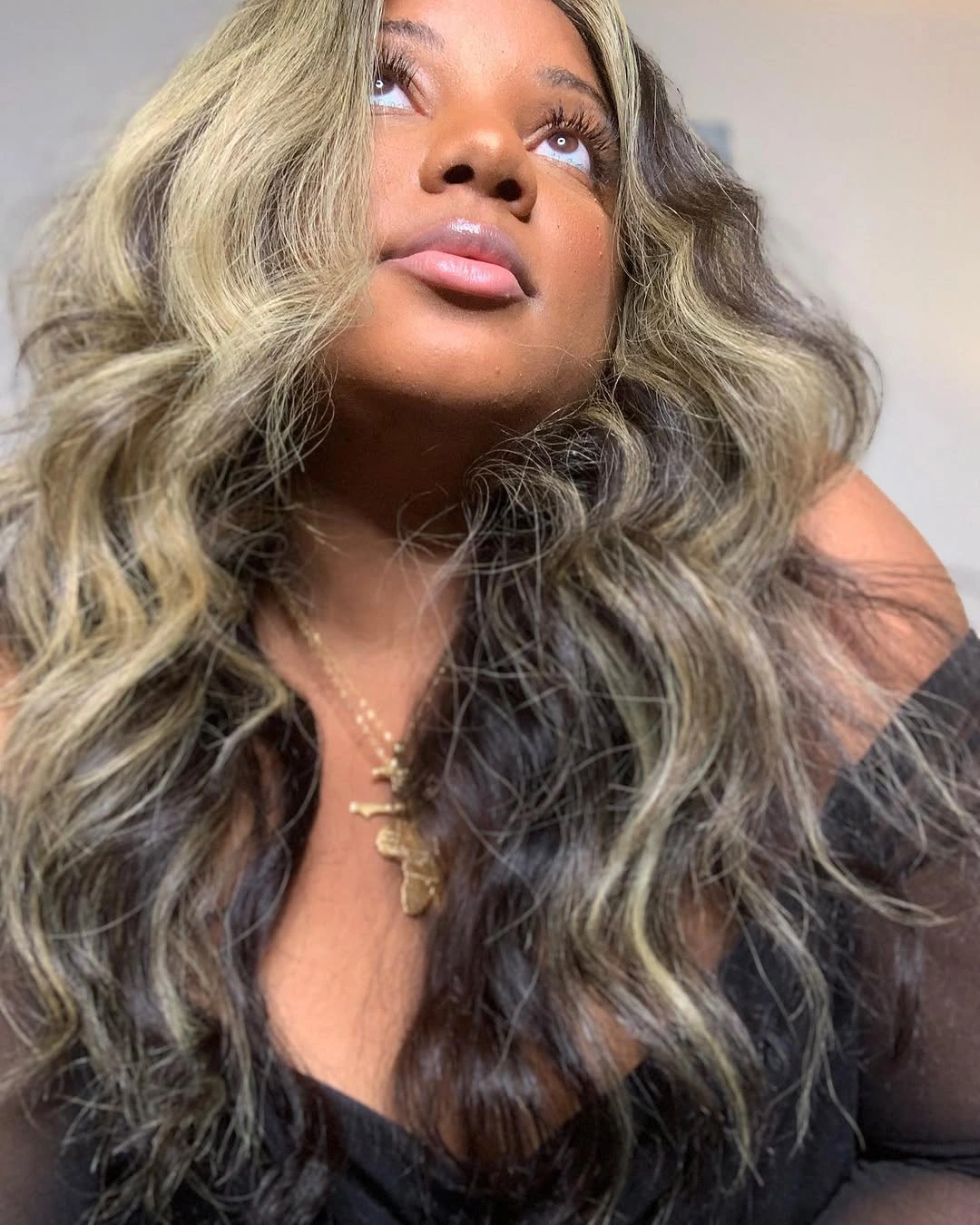 Long dark waves with ash blonde face pieces
